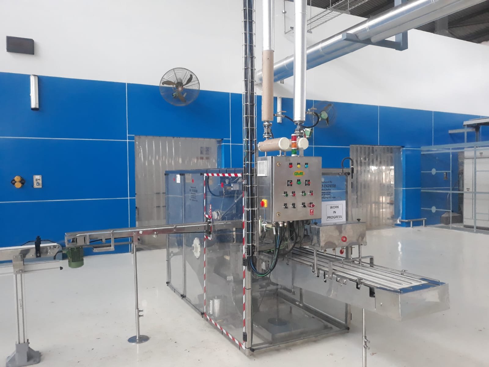 Glycerine Transparent Soap Molding & Schist Cooler Machine